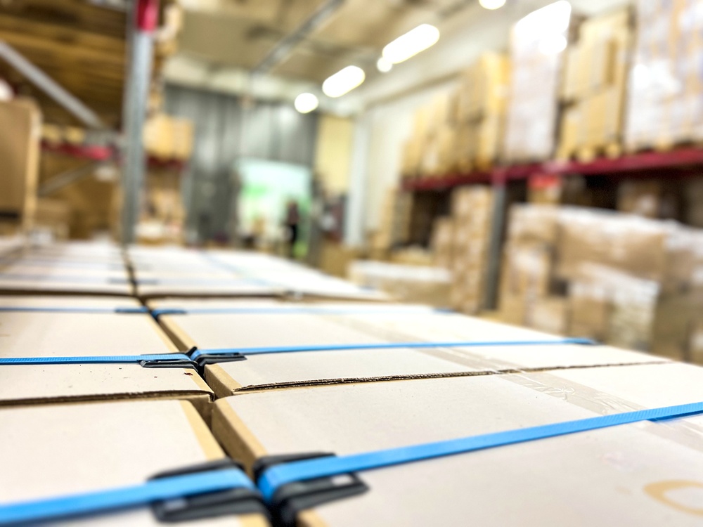 出荷量の波動に物流現場が対応できない